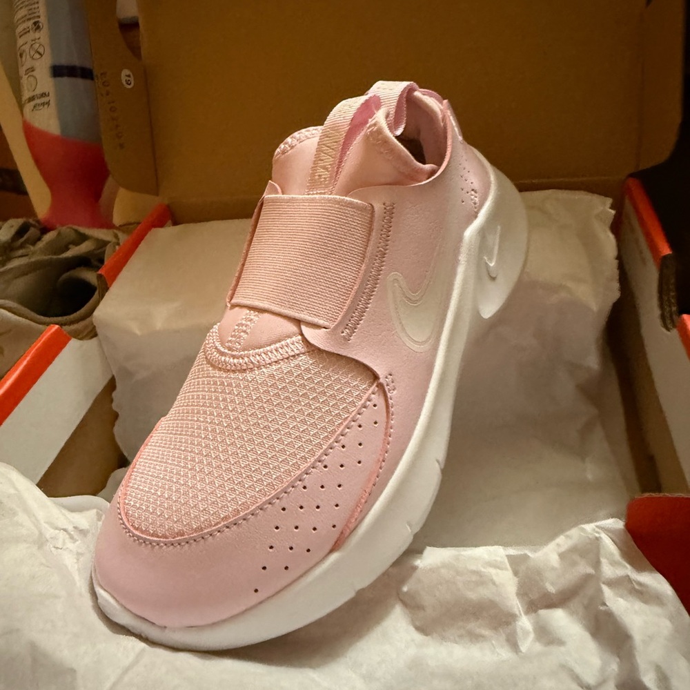 Nike Kids Light Pink Slip-On Sneakers